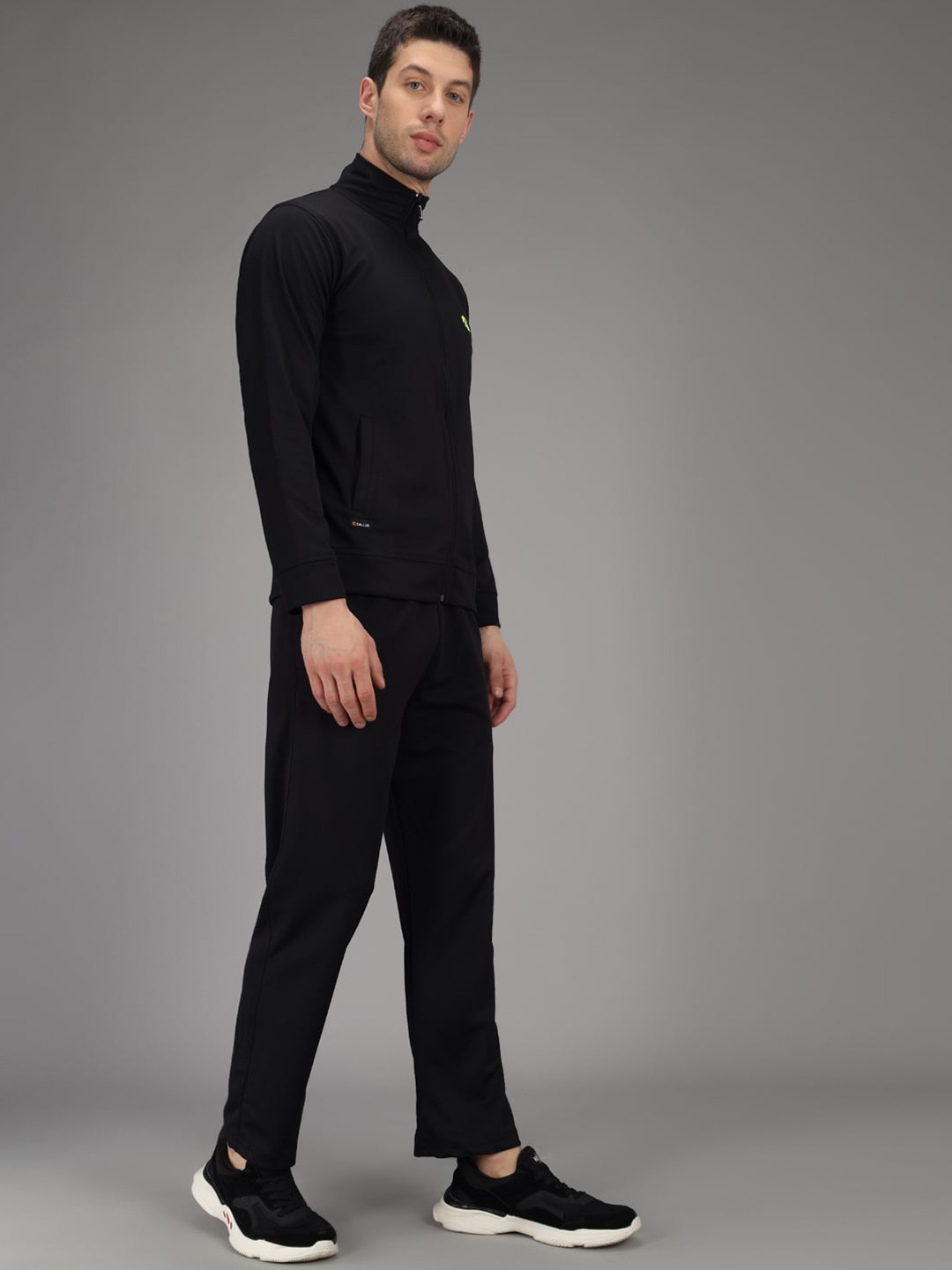Clothing Tracksuits | Gallus Men Black Solid Tracksuits - RN17640