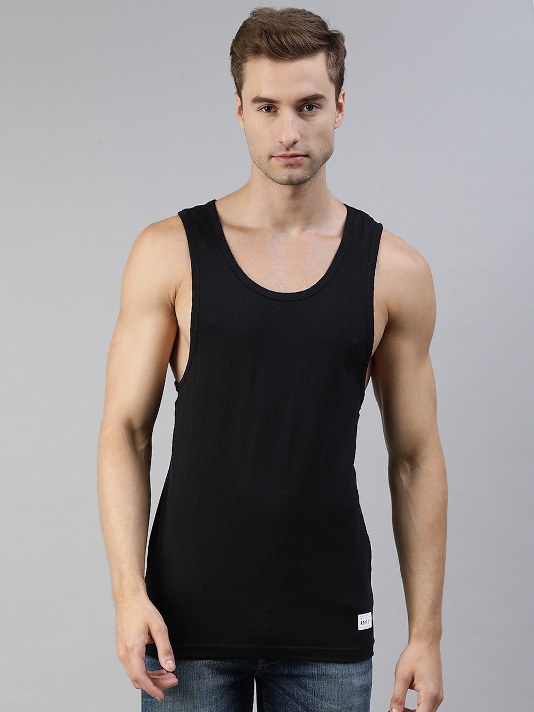 Clothing Innerwear Vests | abof Men Black Solid Sleeveless Casual Basic Vest - NZ46888