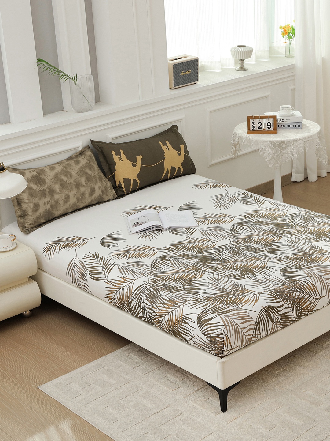 Story@home Green Floral 210TC Cotton 1 King Bedsheet with 2 Pillow Covers
Story@home Green Floral 210TC Cotton 1 King Bedsheet with 2 Pillow Covers