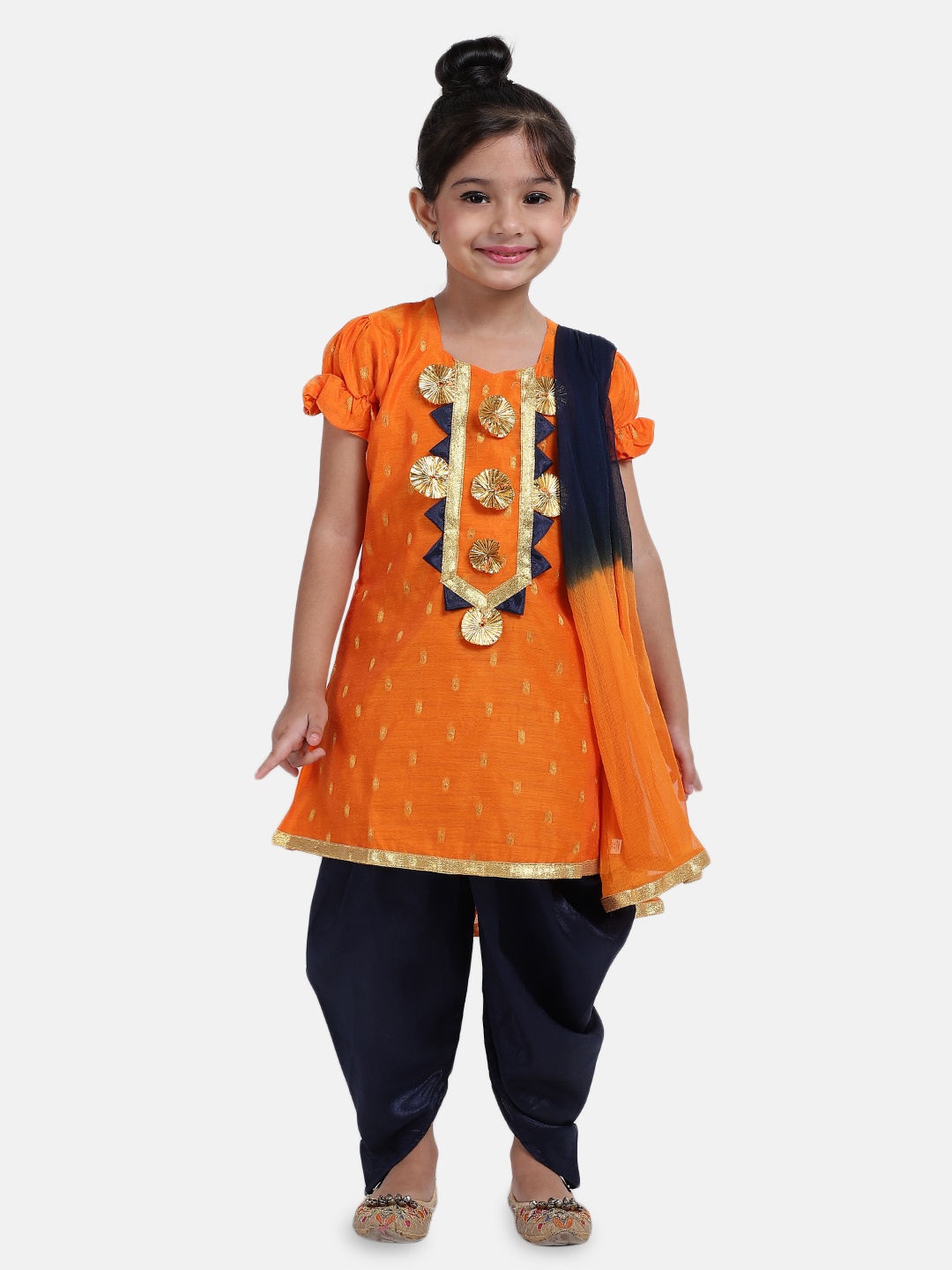 BownBee Girls Chanderi Orange Yoke Design Kurta with Navy Blue Dhoti Pants & Dupatta
BownBee Girls Chanderi Orange Yoke Design Kurta with Navy Blue Dhoti Pants & Dupatta