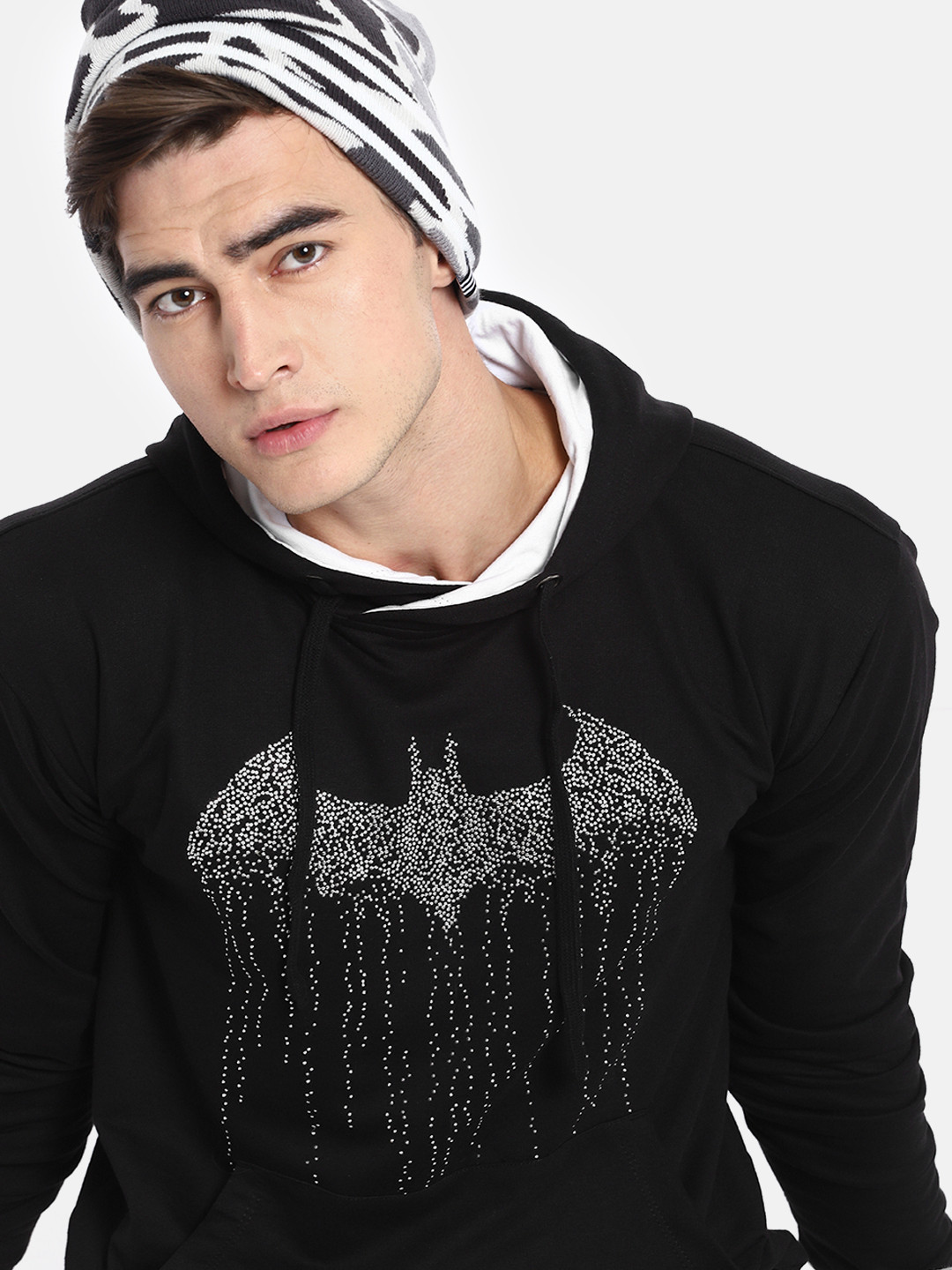 Justice League Men Black Embellished Hooded Sweatshirt
Justice League Men Black Embellished Hooded Sweatshirt