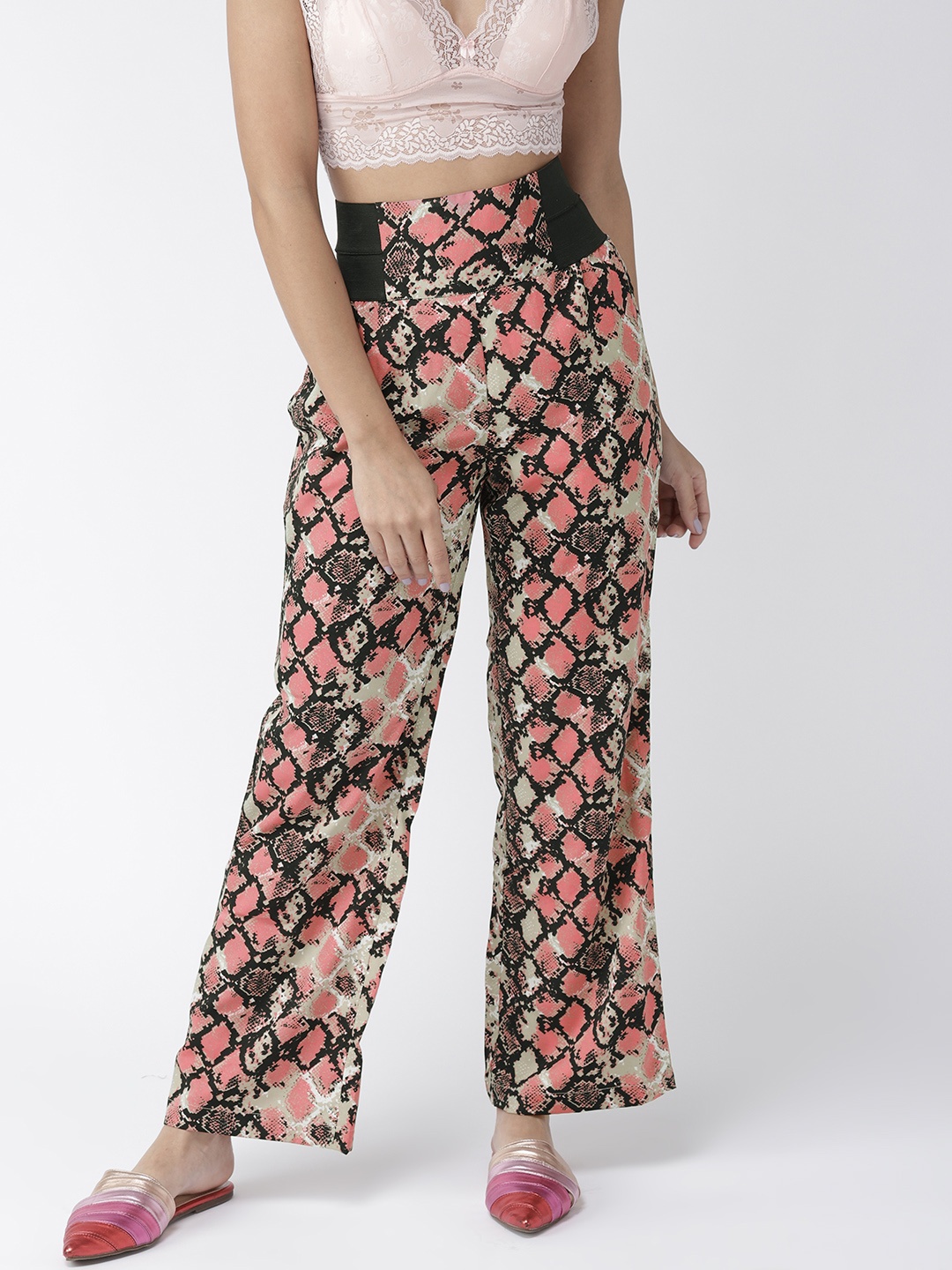 Style Quotient Women Pink & Black Original High-Rise Straight Fit Printed Regular Trousers
Style Quotient Women Pink & Black Original High-Rise Straight Fit Printed Regular Trousers