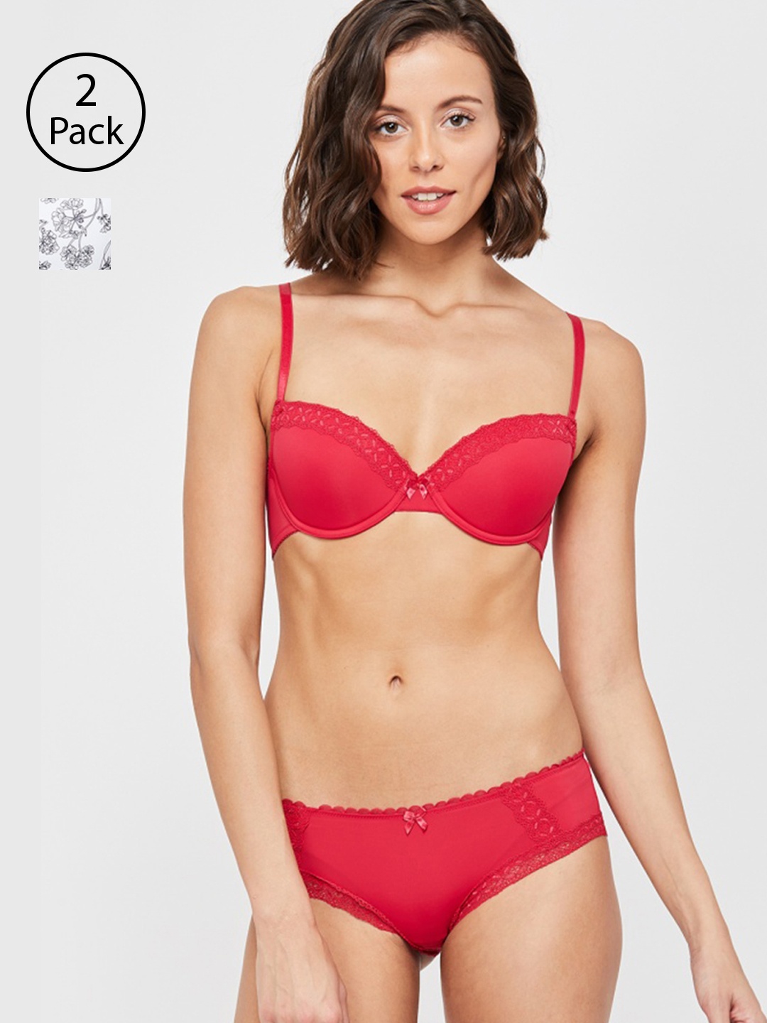 Ginger by Lifestyle Pack of 2 Underwired Lightly Padded T-shirt Bras 8903732397320, Red
Ginger by Lifestyle Pack of 2 Underwired Lightly Padded T-shirt Bras 8903732397320, Red