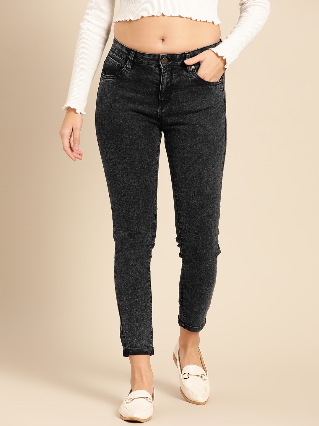 DressBerry Women Black Skinny Fit Mid-Rise Clean Look Stretchable Ankle Length Jeans
DressBerry Women Black Skinny Fit Mid-Rise Clean Look Stretchable Ankle Length Jeans