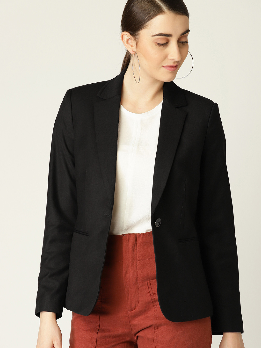 MANGO Women Black Solid Single-Breasted Blazer
MANGO Women Black Solid Single-Breasted Blazer