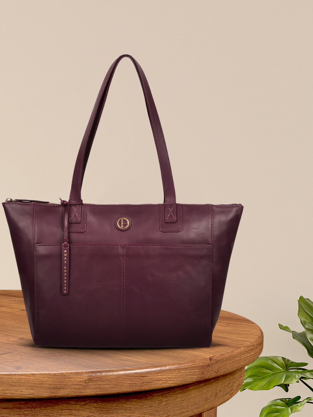 PURE LUXURIES LONDON Women Purple Solid Genuine Leather Gwent Shoulder Bag
PURE LUXURIES LONDON Women Purple Solid Genuine Leather Gwent Shoulder Bag