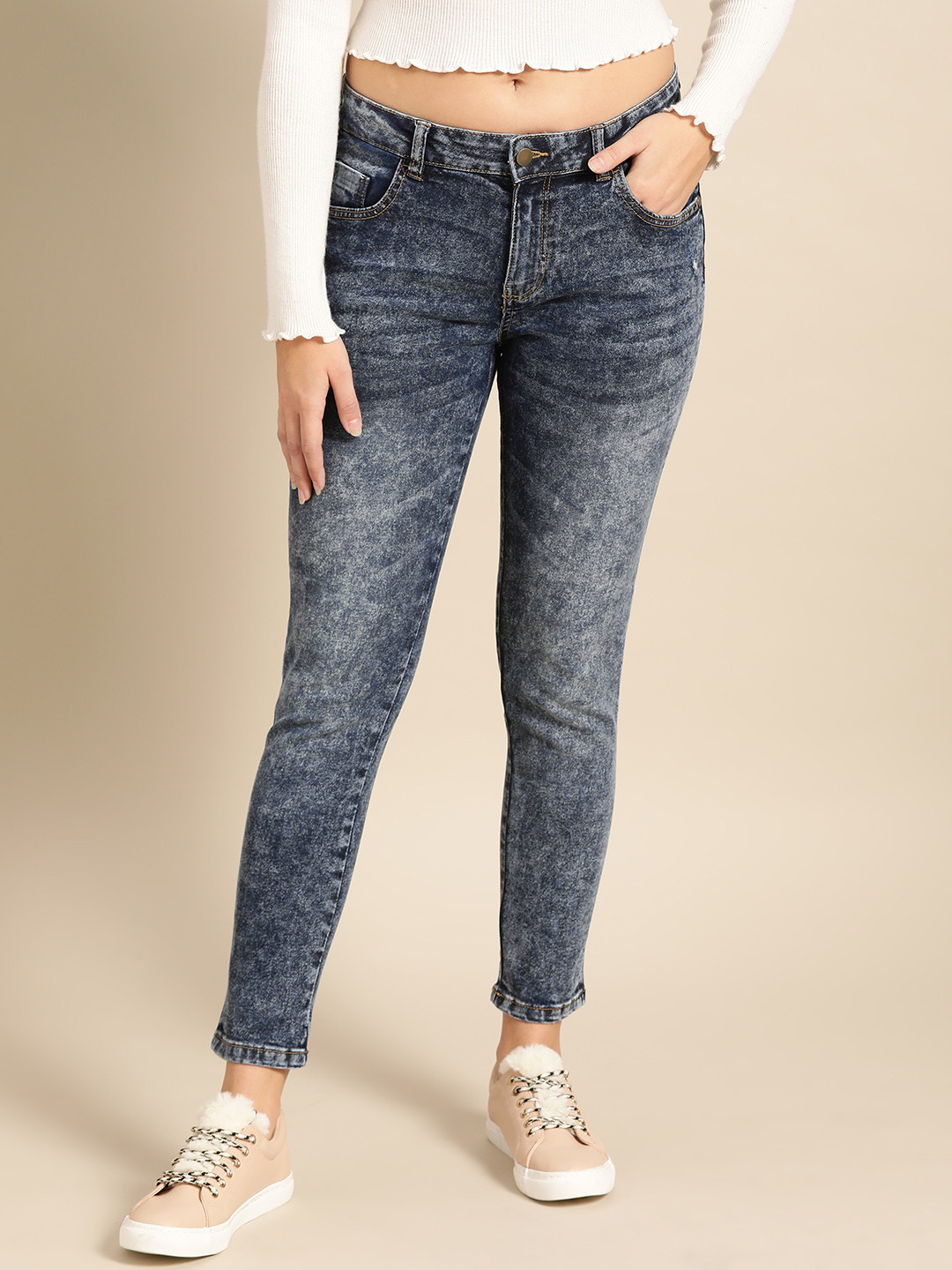 DressBerry Women Navy Blue Skinny Fit Mid-Rise Acid Wash Stretchable Ankle Length Jeans
DressBerry Women Navy Blue Skinny Fit Mid-Rise Acid Wash Stretchable Ankle Length Jeans