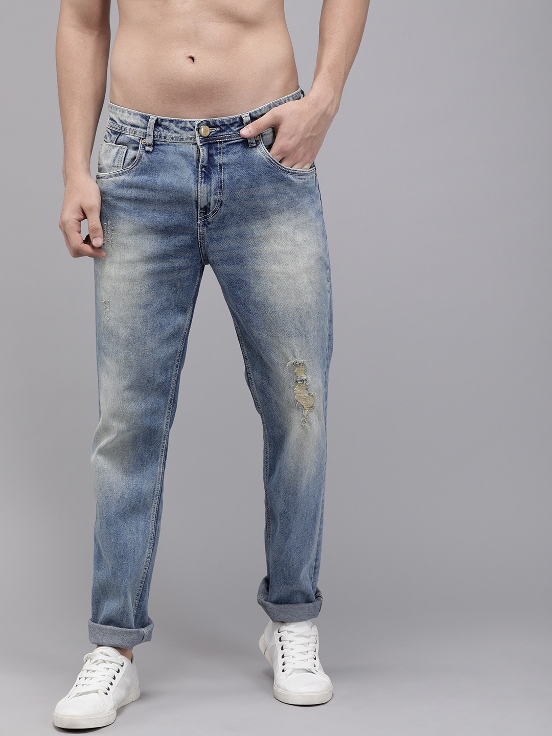 The Roadster Lifestyle Co Men Blue Slim Tapered Fit Mid-Rise Low Distress Stretchable Jeans
The Roadster Lifestyle Co Men Blue Slim Tapered Fit Mid-Rise Low Distress Stretchable Jeans