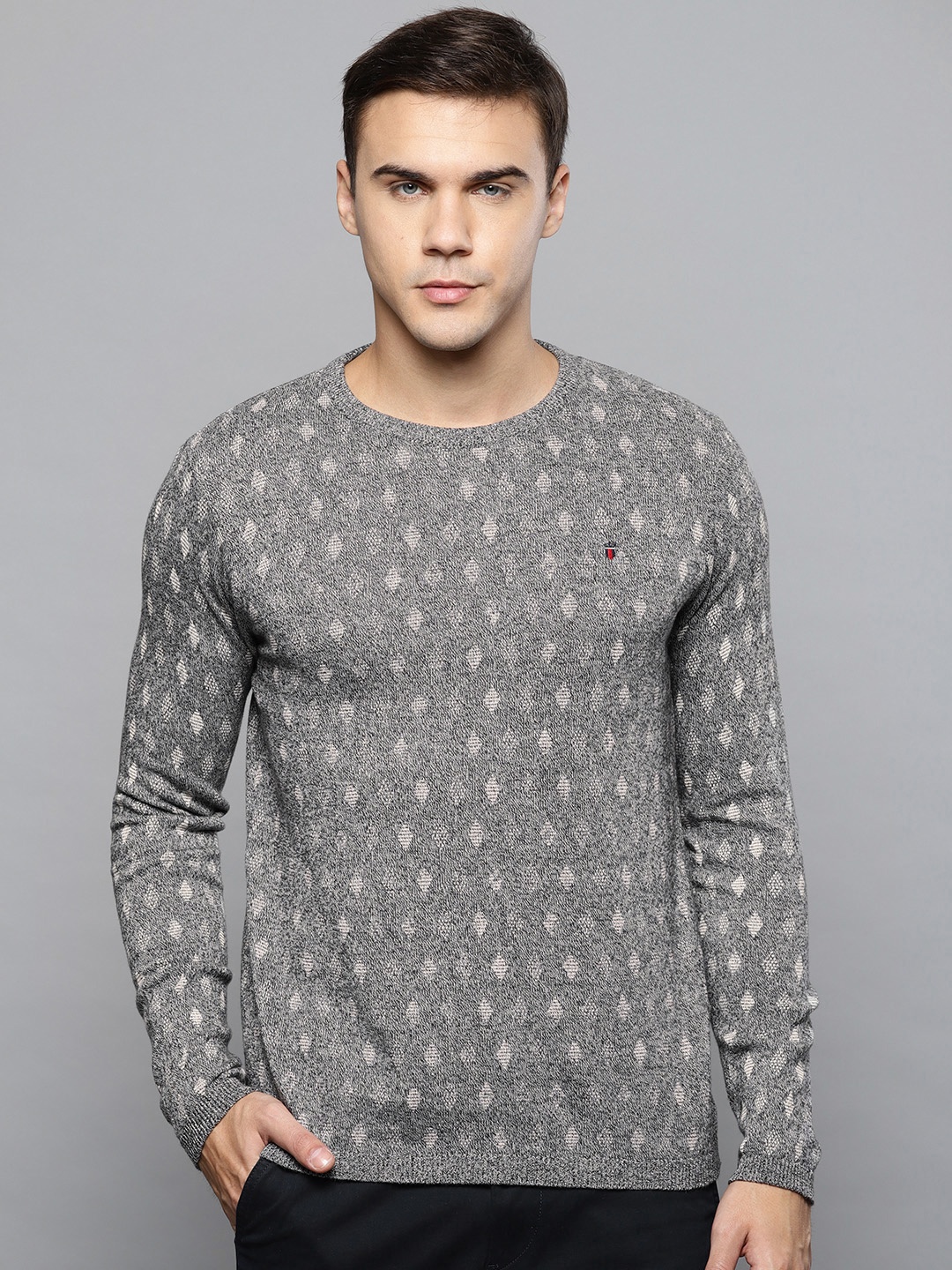 Louis Philippe Jeans Men Grey & Off White Geometric Self Design Cotton Pullover Sweater
Louis Philippe Jeans Men Grey & Off White Geometric Self Design Cotton Pullover Sweater