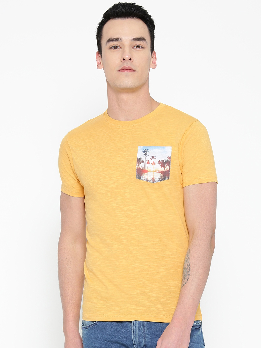Pepe Jeans Men Yellow Solid Round Neck T-shirt