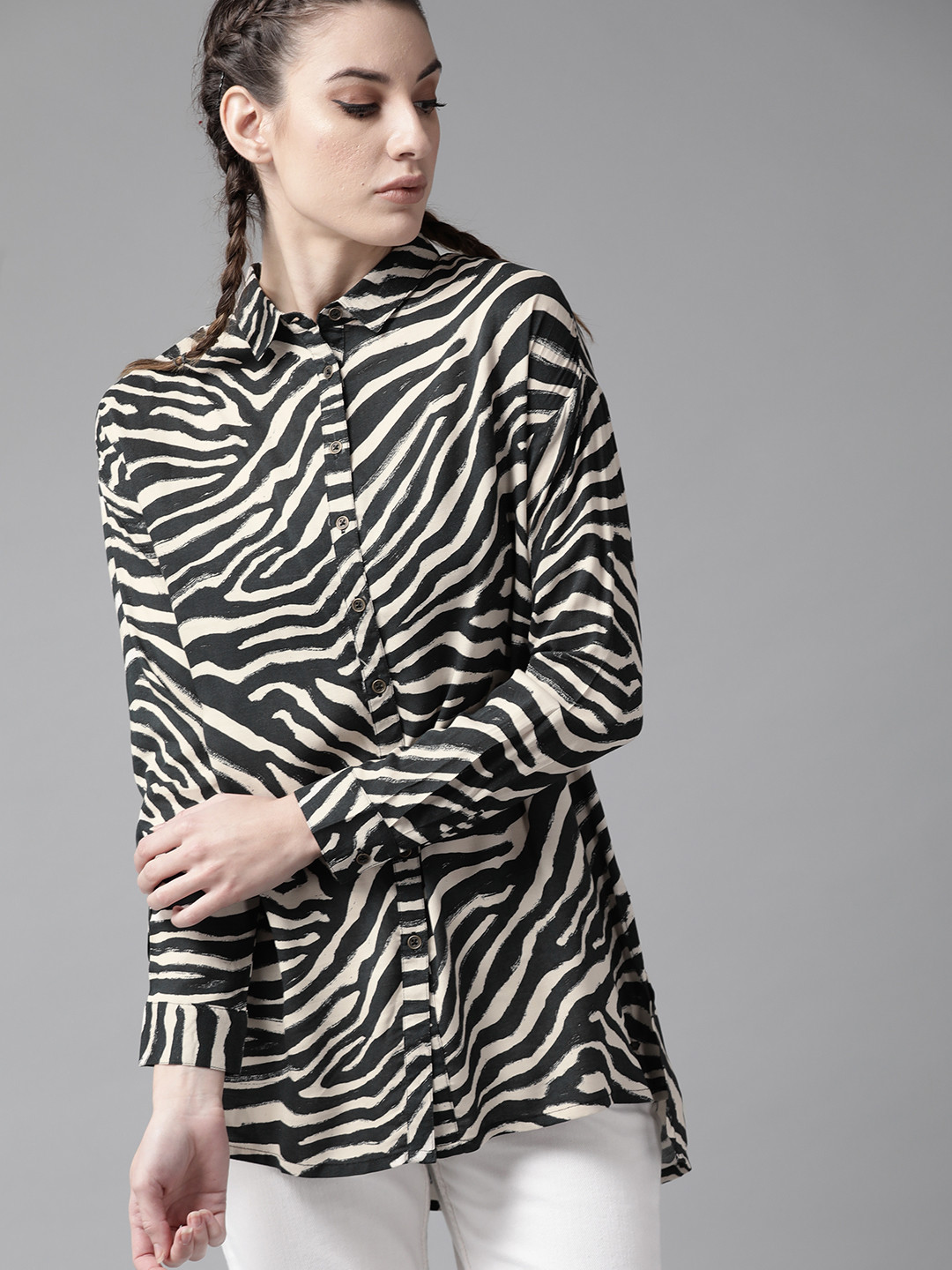 The Roadster Lifestyle Co Women Black & Off-White Printed Casual Shirt
The Roadster Lifestyle Co Women Black & Off-White Printed Casual Shirt