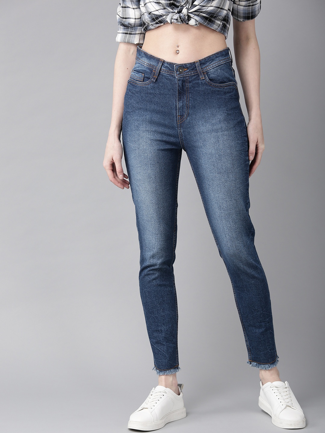 The Roadster Lifestyle Co Women Blue Skinny Fit Mid-Rise Clean Look Stretchable Cropped Jeans
The Roadster Lifestyle Co Women Blue Skinny Fit Mid-Rise Clean Look Stretchable Cropped Jeans