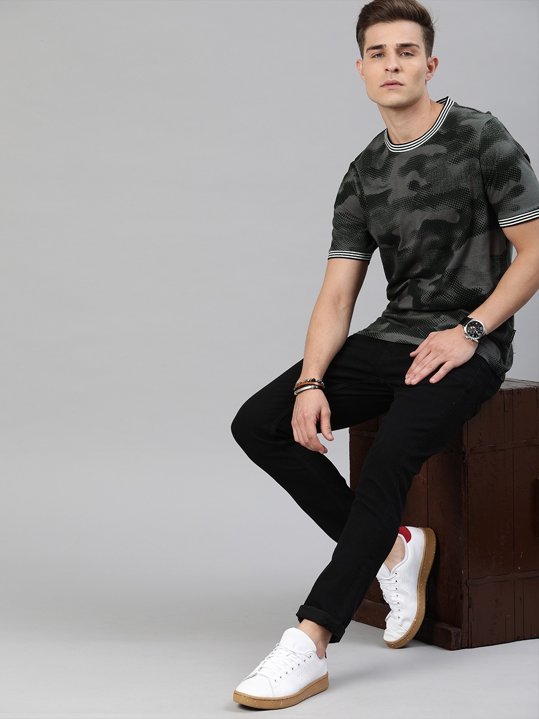 The Roadster Lifestyle Co Men Black Grey Camouflage Printed Round Neck Pure Cotton T-shirt
The Roadster Lifestyle Co Men Black Grey Camouflage Printed Round Neck Pure Cotton T-shirt