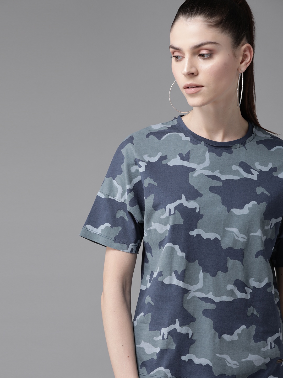 The Roadster Lifestyle Co Women Blue Grey Camouflage Print Round Neck Pure Cotton T-shirt
The Roadster Lifestyle Co Women Blue Grey Camouflage Print Round Neck Pure Cotton T-shirt