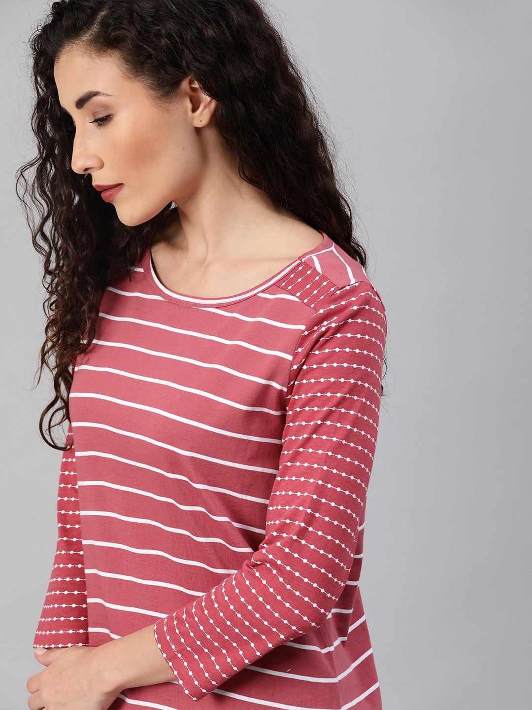 The Roadster Lifestyle Co Women Coral Red White Striped Round Neck Yarn Dyed Cotton Pure Cotton T-shirt
The Roadster Lifestyle Co Women Coral Red White Striped Round Neck Yarn Dyed Cotton Pure Cotton T-shirt