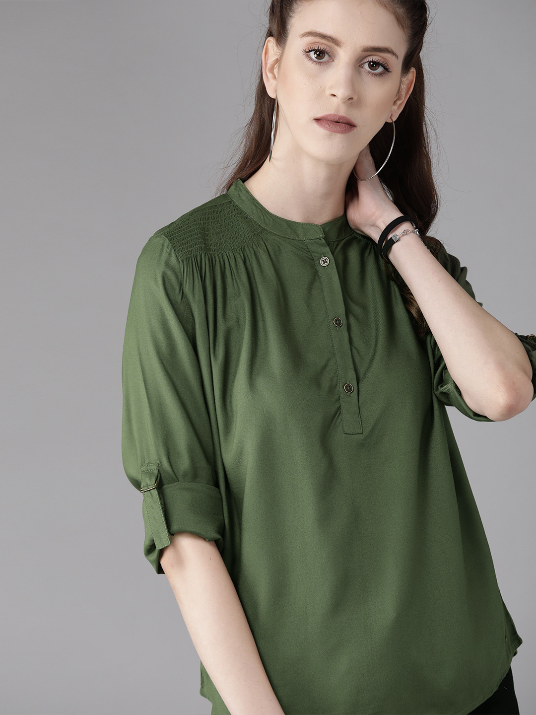 The Roadster Lifestyle Co ECOVERO Greenturn Women Olive Green Solid Shirt Style Sustainable Top
The Roadster Lifestyle Co ECOVERO Greenturn Women Olive Green Solid Shirt Style Sustainable Top