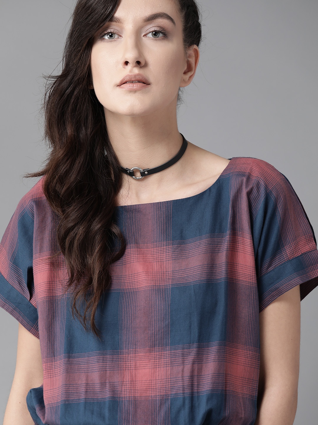 The Roadster Lifestyle Co Women Navy Blue & Pink Pure Cotton Checked Smocked Front Hem High-low Top
The Roadster Lifestyle Co Women Navy Blue & Pink Pure Cotton Checked Smocked Front Hem High-low Top