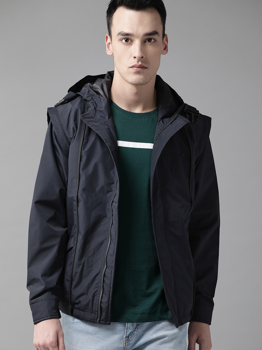 The Roadster Lifestyle Co Men Navy Blue Solid Hooded Convertible Jacket cum Backpack
The Roadster Lifestyle Co Men Navy Blue Solid Hooded Convertible Jacket cum Backpack