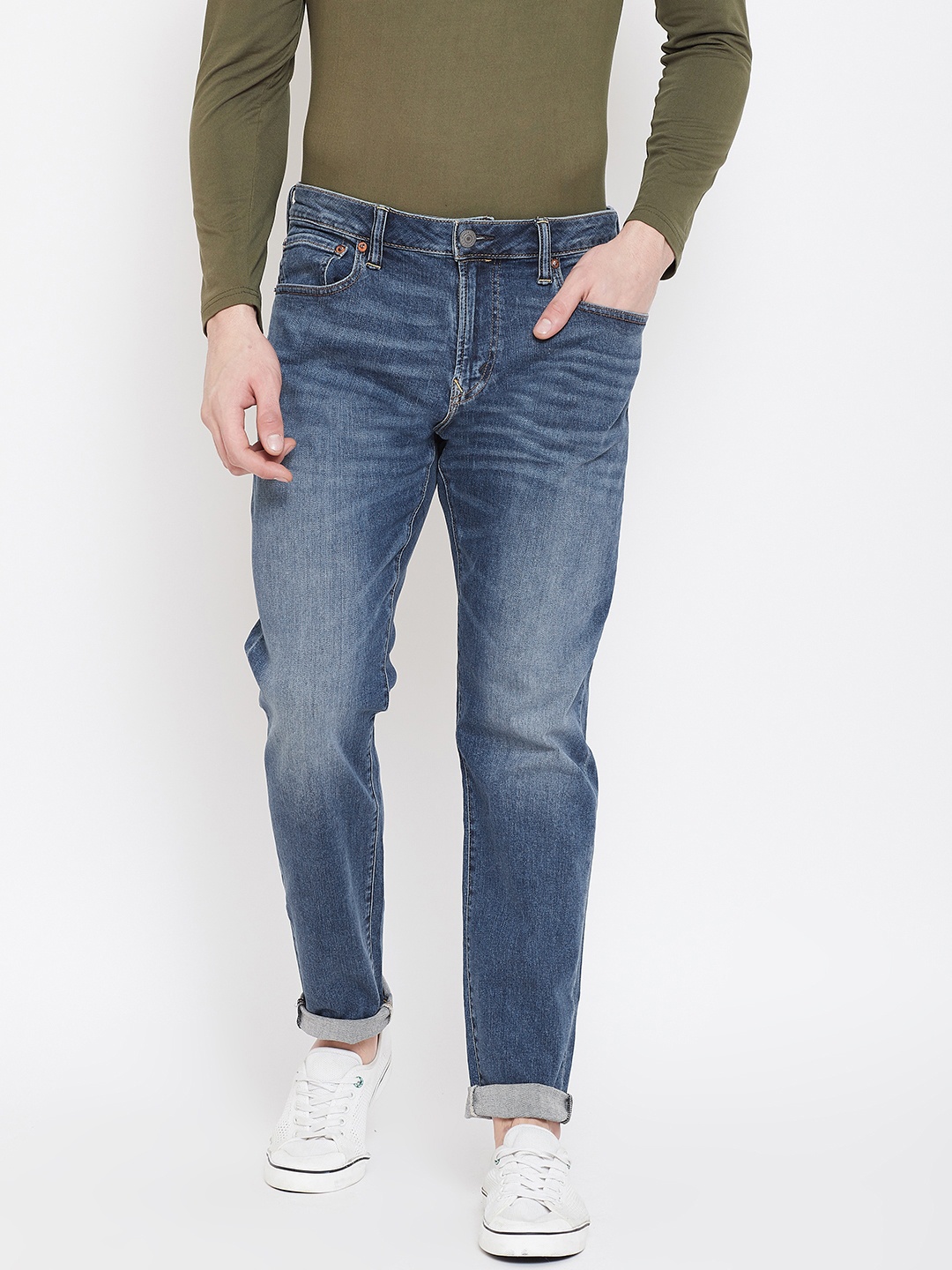 AMERICAN EAGLE OUTFITTERS Men Blue Regular Fit Mid-Rise Clean Look Stretchable Jeans
AMERICAN EAGLE OUTFITTERS Men Blue Regular Fit Mid-Rise Clean Look Stretchable Jeans