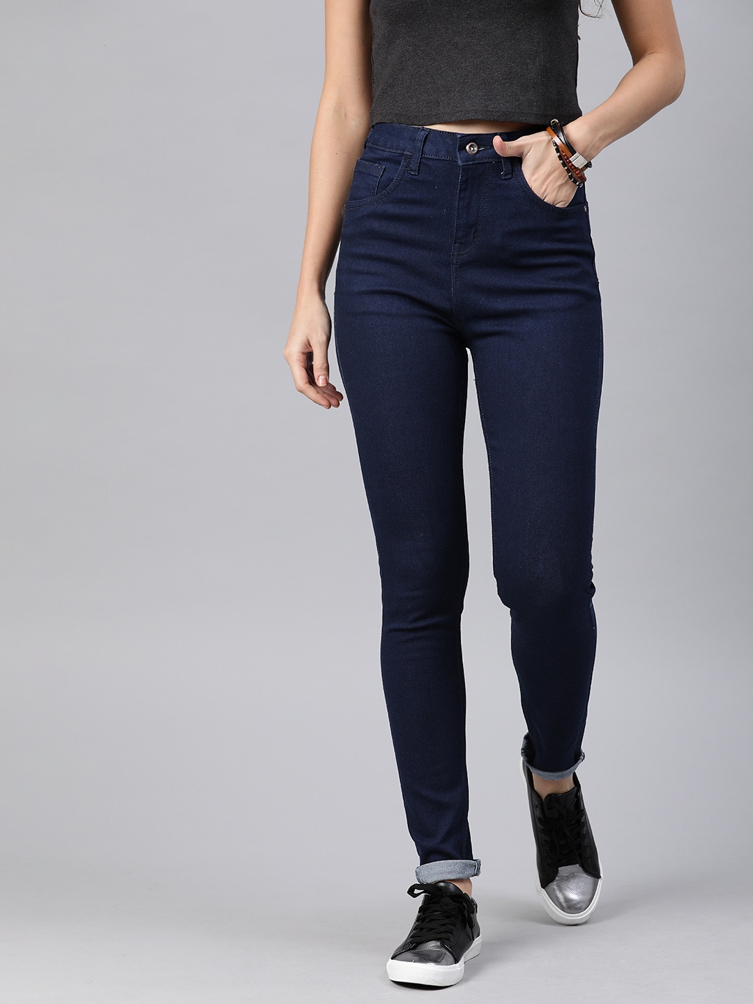 The Roadster Lifestyle Co Women Blue Super Skinny Fit High-Rise Clean Look Stretchable Jeans
The Roadster Lifestyle Co Women Blue Super Skinny Fit High-Rise Clean Look Stretchable Jeans