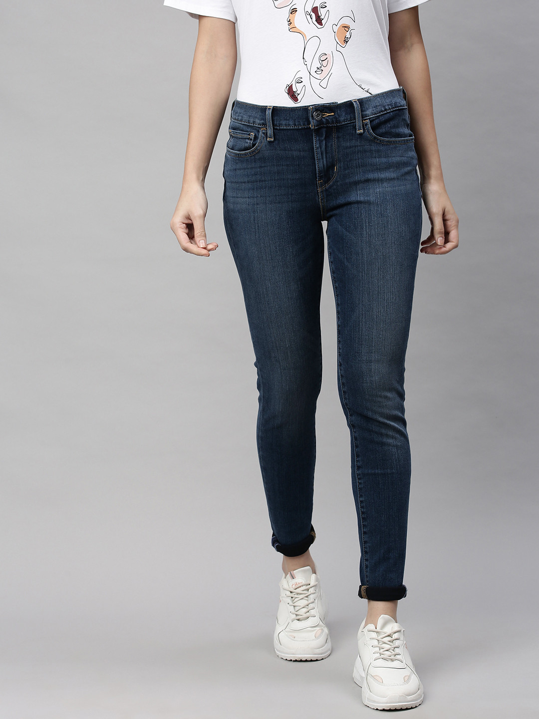 Levis Women Blue Super Skinny Fit Mid-Rise Clean Look Stretchable Jeans
Levis Women Blue Super Skinny Fit Mid-Rise Clean Look Stretchable Jeans