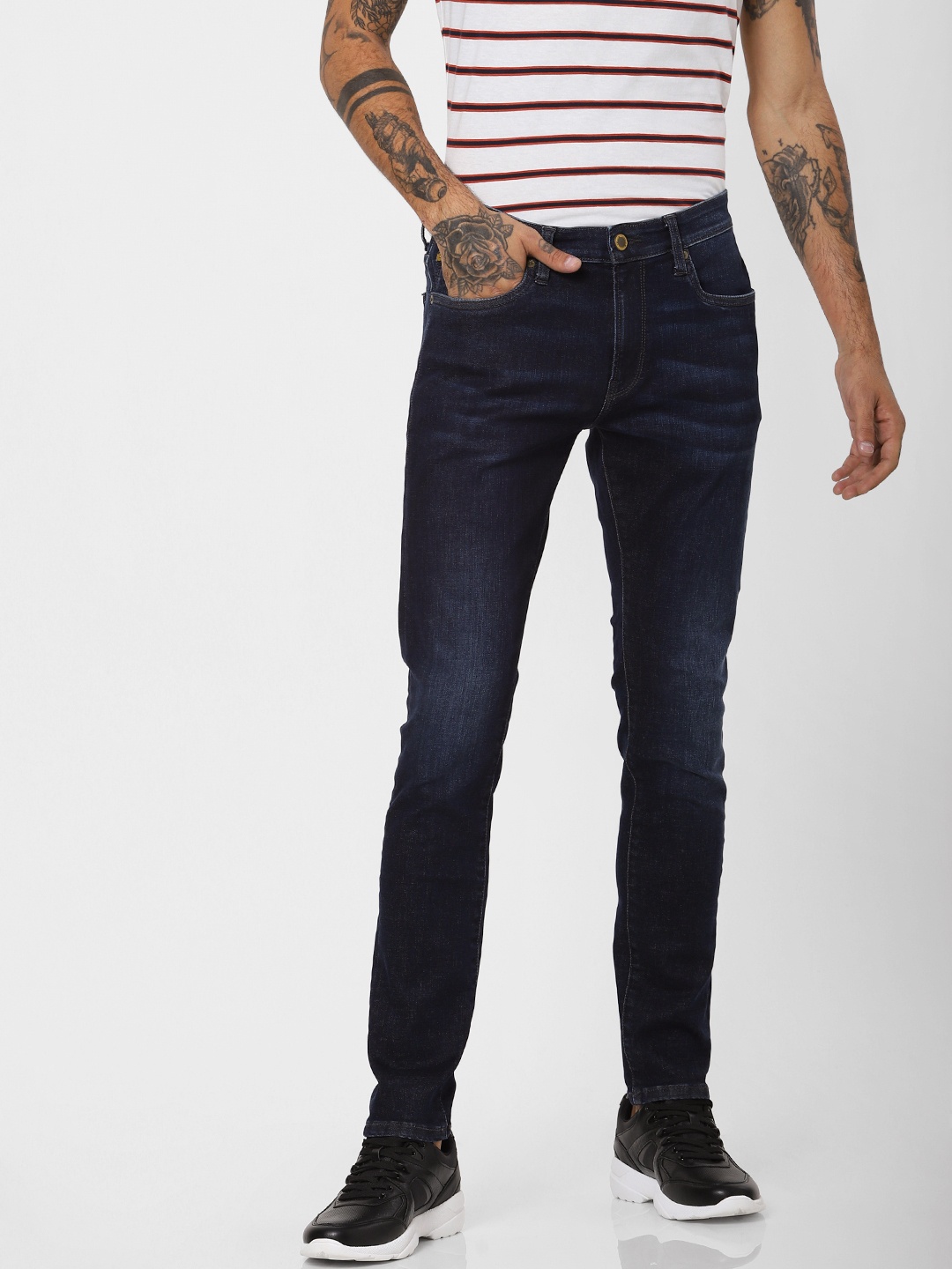 Jack & Jones Men Blue Liam Skinny Fit Low-Rise Sustainable Clean Look Stretchable Jeans
Jack & Jones Men Blue Liam Skinny Fit Low-Rise Sustainable Clean Look Stretchable Jeans