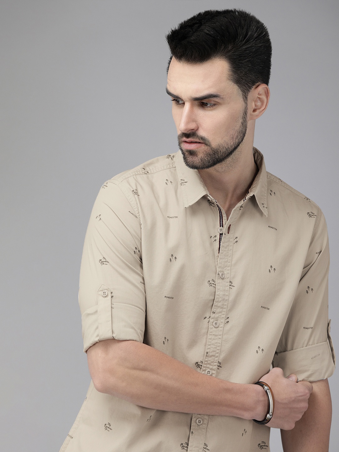 The Roadster Lifestyle Co Men Grey & Black Brand Logo Printed Pure Cotton Casual Shirt
The Roadster Lifestyle Co Men Grey & Black Brand Logo Printed Pure Cotton Casual Shirt