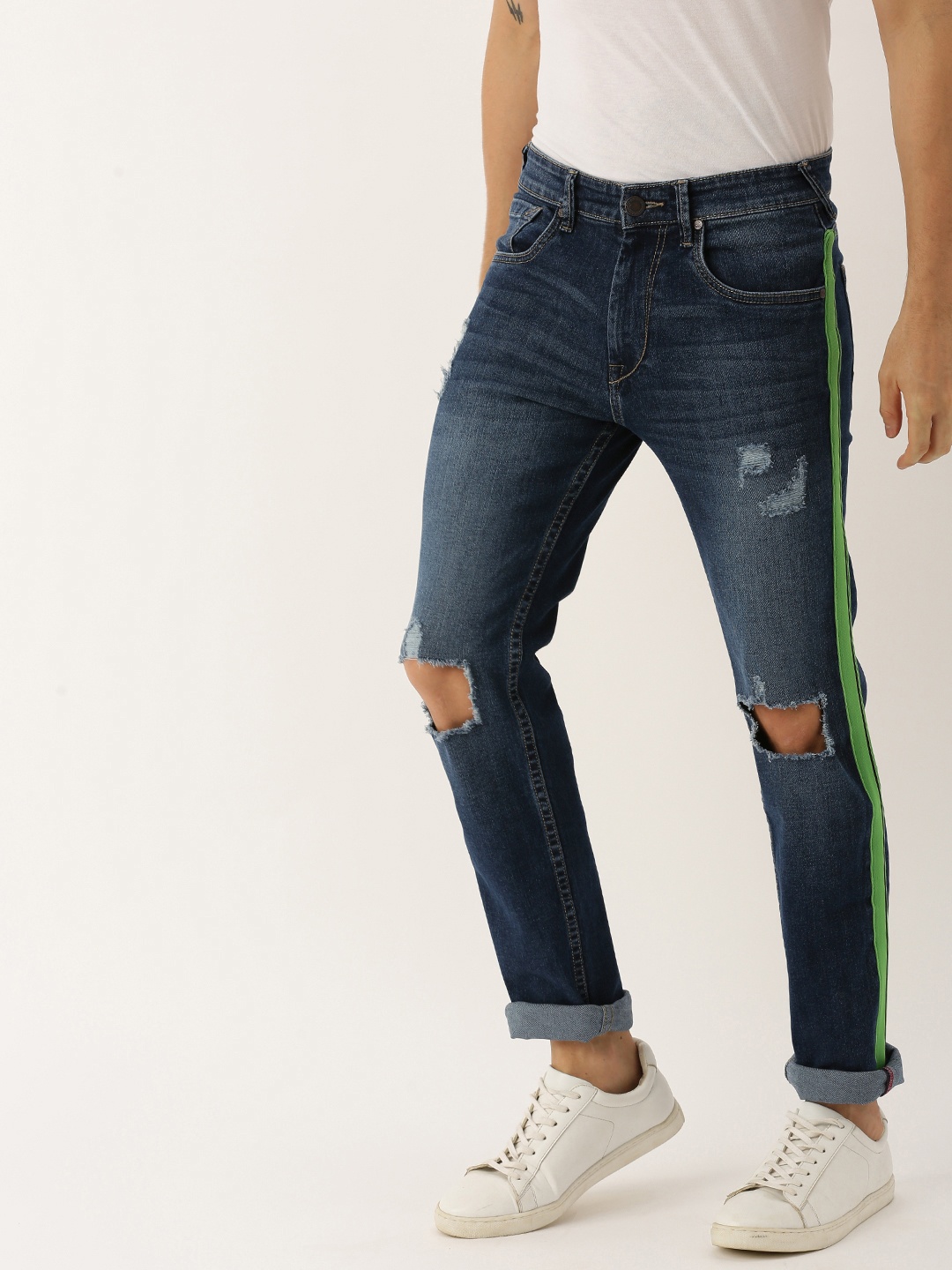 Moda Rapido Men Blue Slim Fit Mid-Rise Slash Knee Stretchable Jeans with Side Stripes
Moda Rapido Men Blue Slim Fit Mid-Rise Slash Knee Stretchable Jeans with Side Stripes