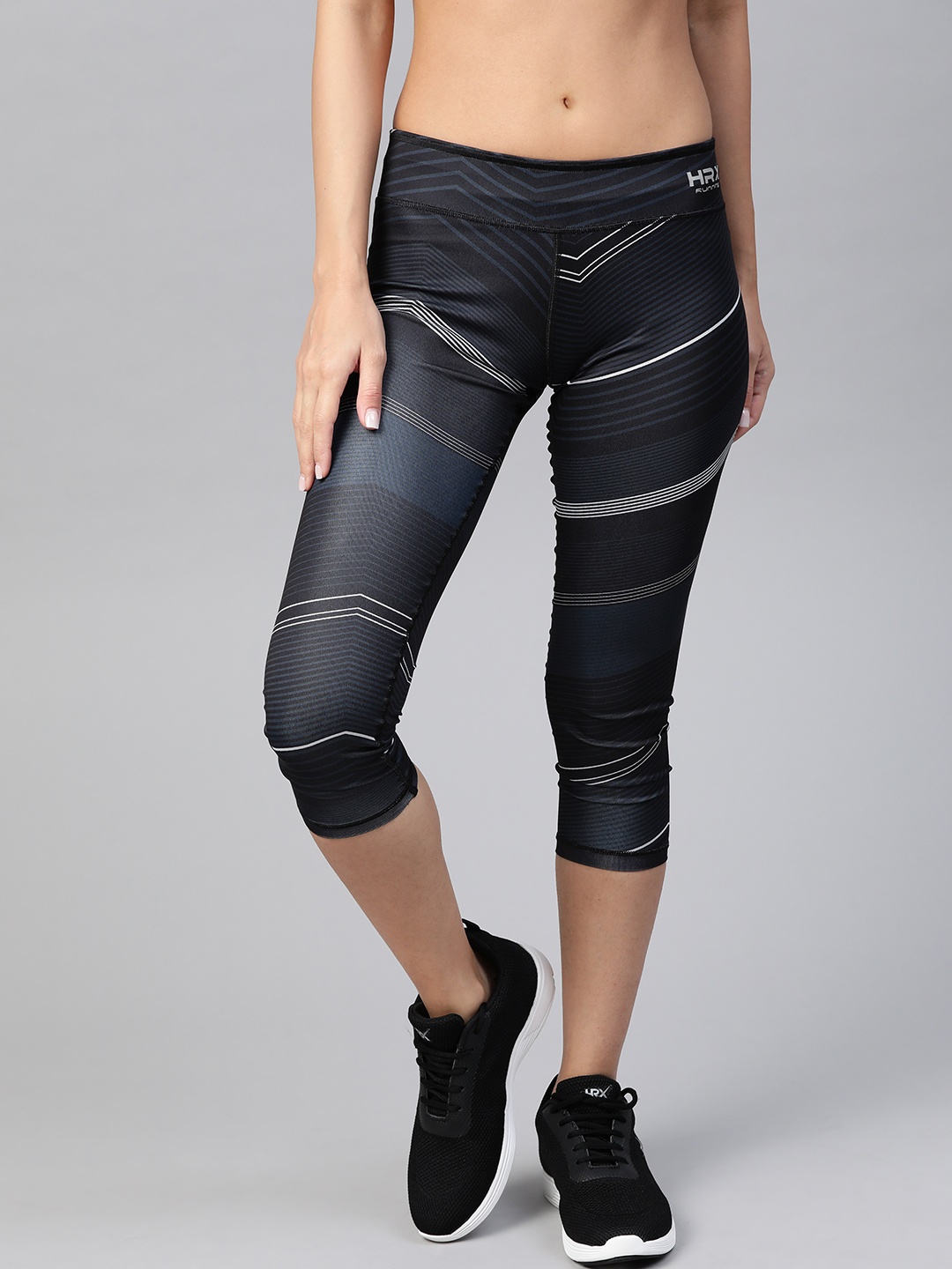 HRX by Hrithik Roshan Women Jet Black Reversible Rapid-Dry Antimicrobial Running Tights
HRX by Hrithik Roshan Women Jet Black Reversible Rapid-Dry Antimicrobial Running Tights