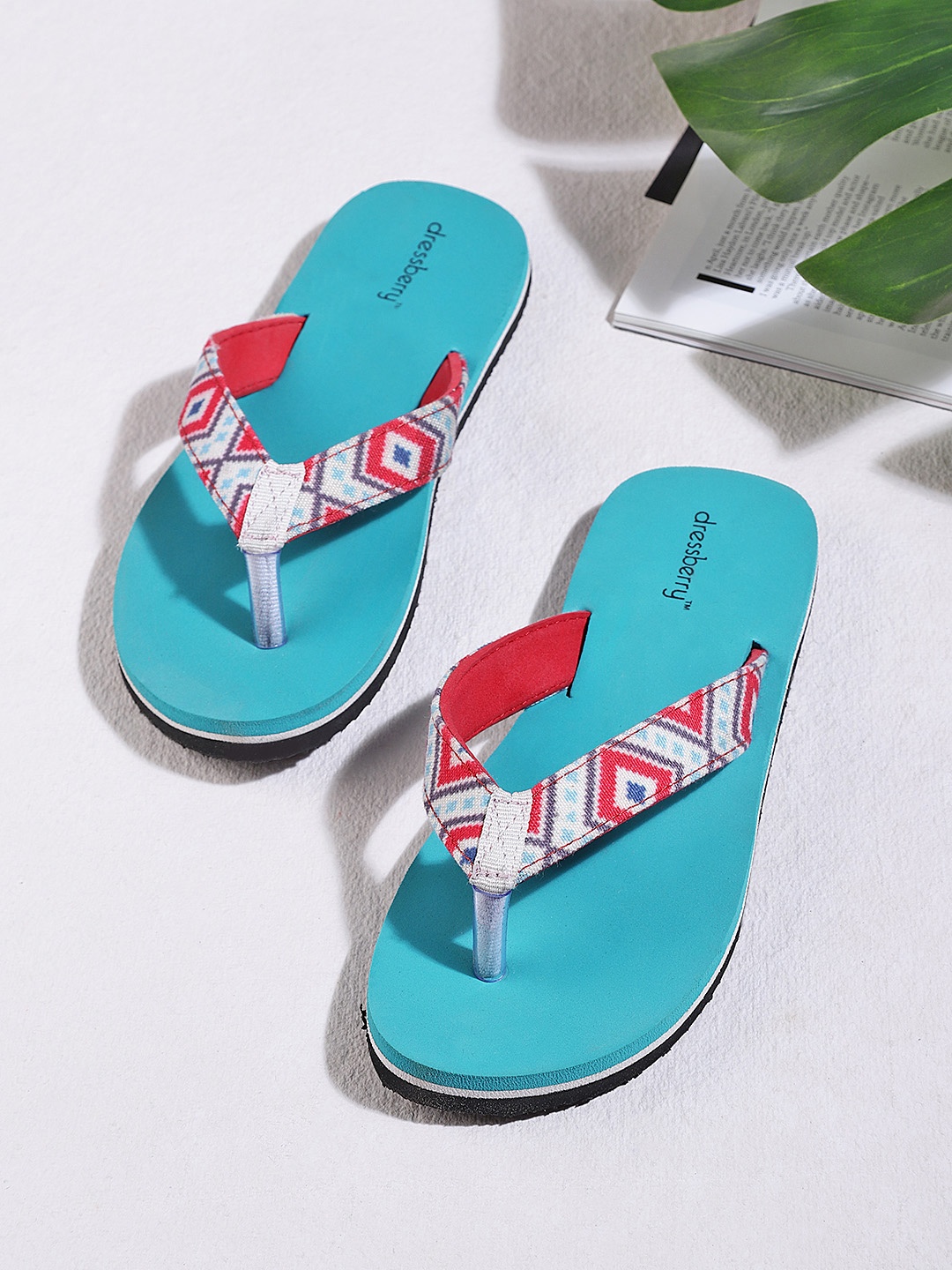 DressBerry Women Red & White Printed Thong Flip-Flops