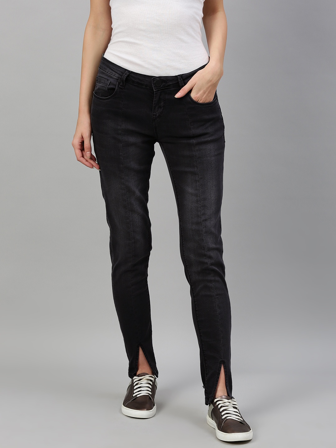 HERE&NOW Women Black Skinny Fit Mid-Rise Clean Look Stretchable Jeans With Front Slit
HERE&NOW Women Black Skinny Fit Mid-Rise Clean Look Stretchable Jeans With Front Slit