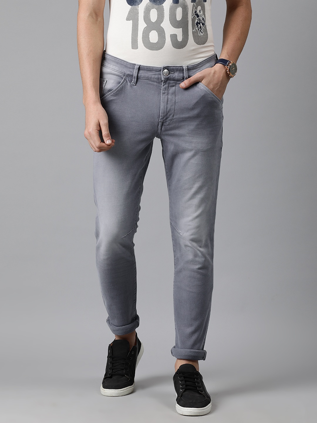 U.S. Polo Assn. Denim Co. Men Grey Brandon Slim Tapered Fit Clean Look Stretchable Jeans
U.S. Polo Assn. Denim Co. Men Grey Brandon Slim Tapered Fit Clean Look Stretchable Jeans