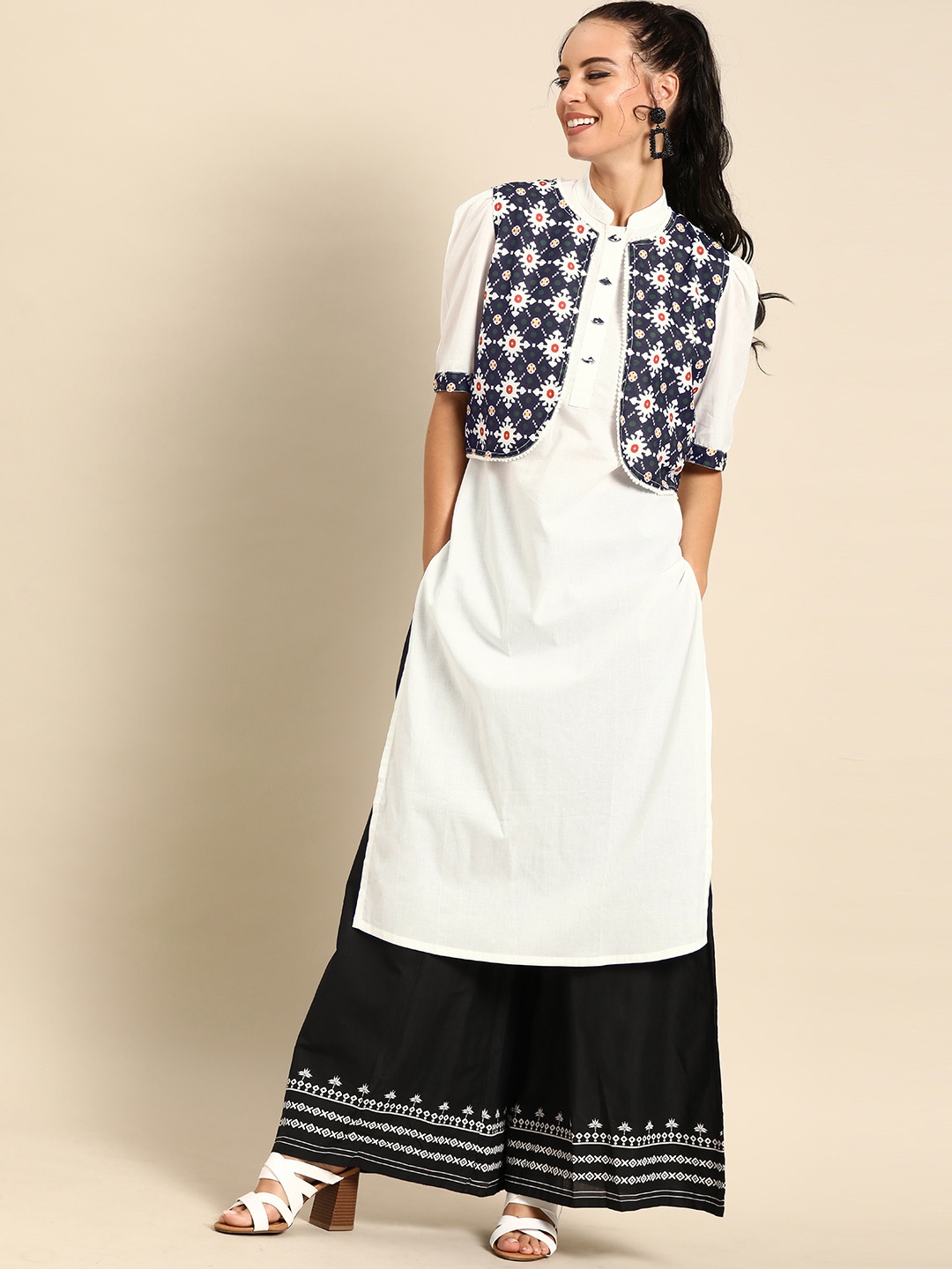 Nayo Women White & Navy Blue Solid Straight Kurta With Ethnic Jacket