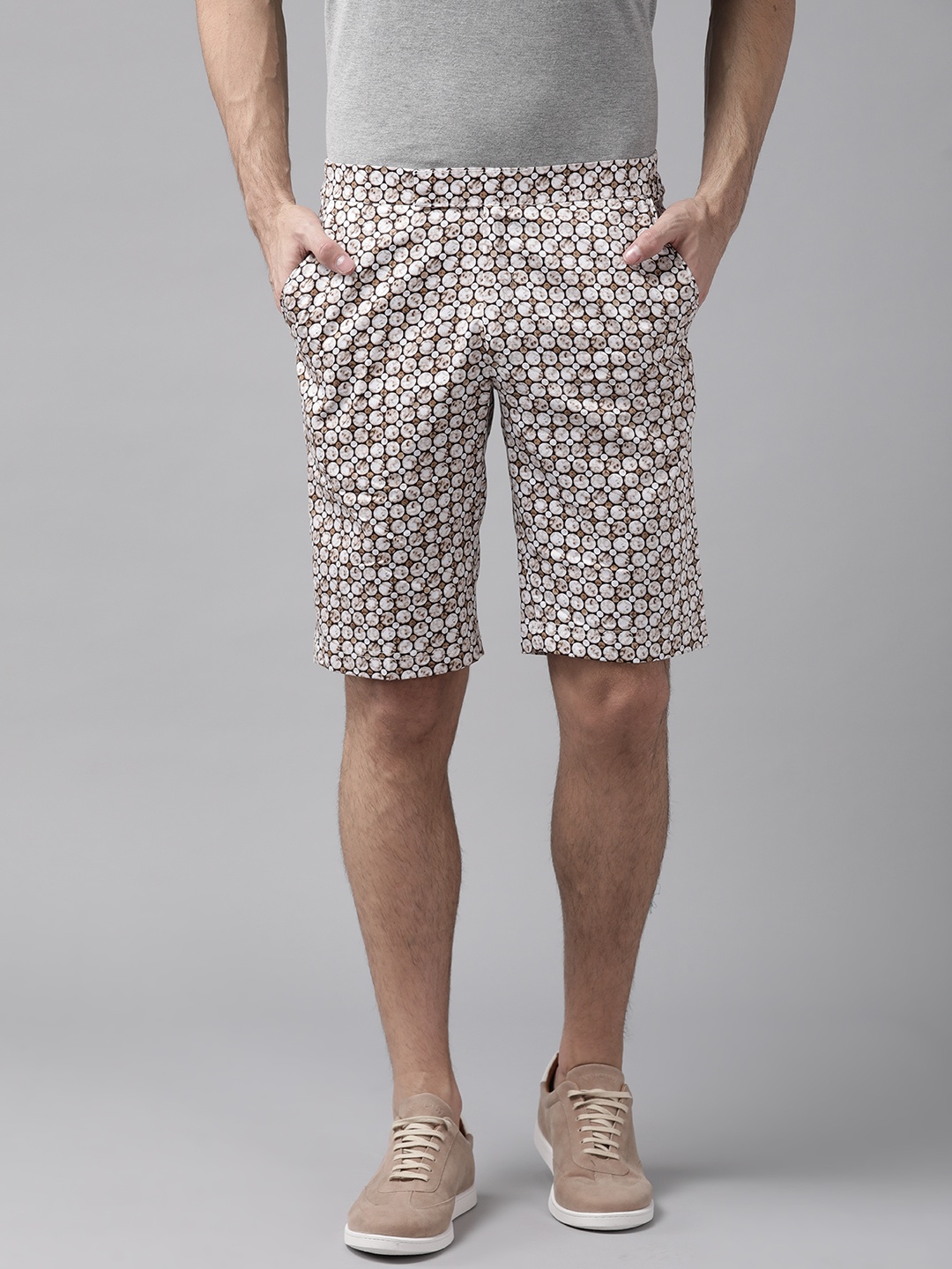 Shaftesbury London Men Coffee Brown & Off-White Printed Slim Fit Low-Rise Chino Shorts
Shaftesbury London Men Coffee Brown & Off-White Printed Slim Fit Low-Rise Chino Shorts