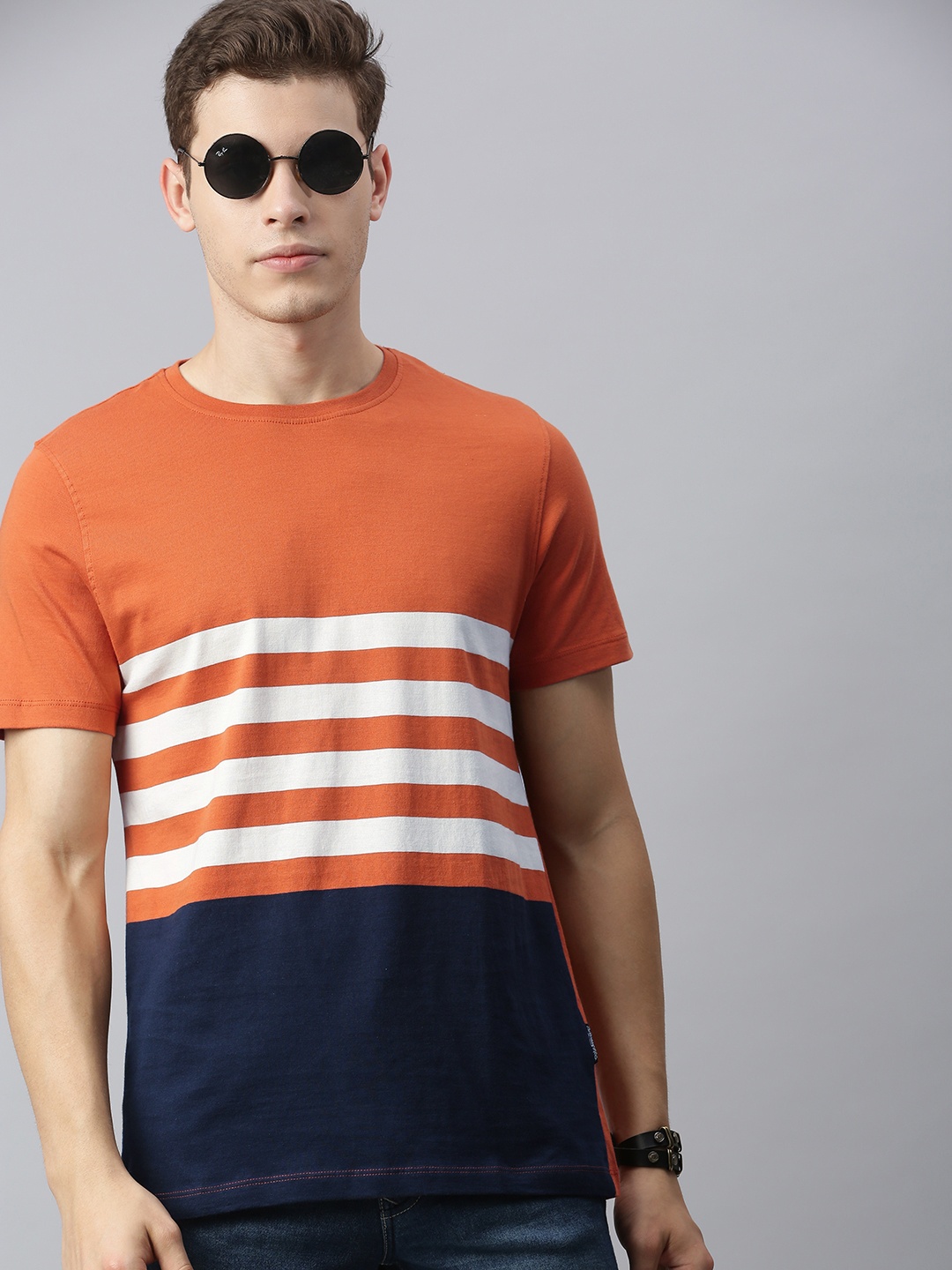 Roadster Men Orange Navy Blue Colourblocked Round Neck Pure Cotton T-shirt With Striped
Roadster Men Orange Navy Blue Colourblocked Round Neck Pure Cotton T-shirt With Striped