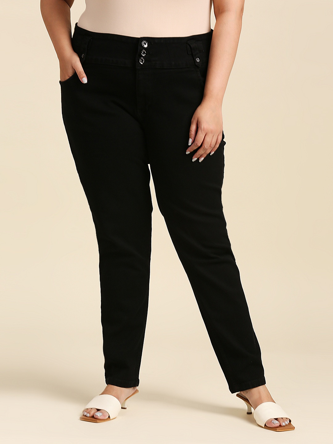Freeform by High Star Women Plus Size Black Slim Fit High-Rise Clean Look Stretchable Jeans
Freeform by High Star Women Plus Size Black Slim Fit High-Rise Clean Look Stretchable Jeans