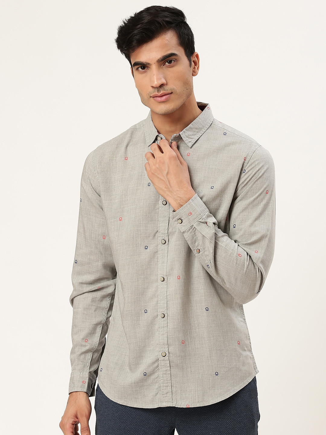 United Colors of Benetton Men Grey Melange & Navy Blue Slim Fit Printed Casual Shirt
United Colors of Benetton Men Grey Melange & Navy Blue Slim Fit Printed Casual Shirt