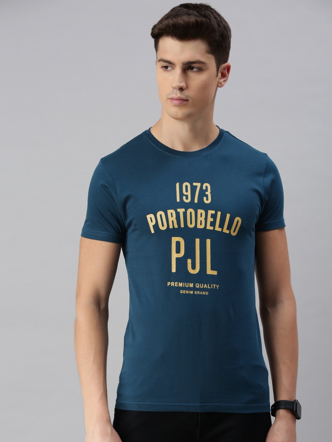 BEAT LONDON by PEPE JEANS Men Teal Blue Printed Slim Fit Round Neck Pure Cotton T-shirt
BEAT LONDON by PEPE JEANS Men Teal Blue Printed Slim Fit Round Neck Pure Cotton T-shirt