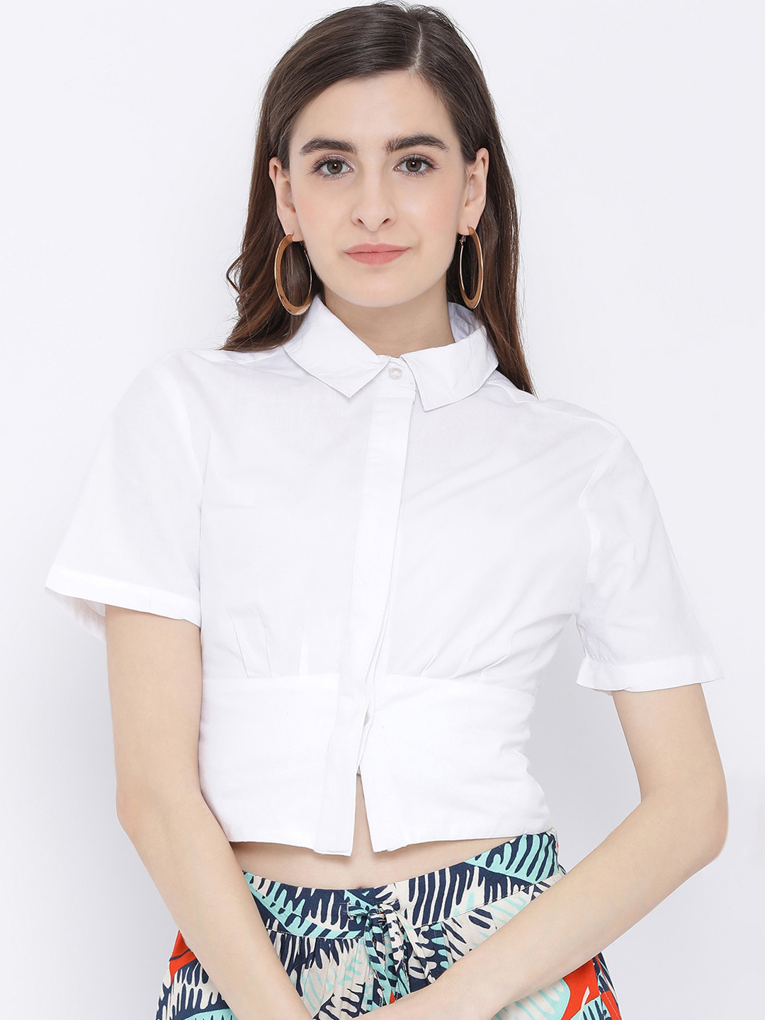 Oxolloxo Women White Regular Fit Solid Casual Shirt
Oxolloxo Women White Regular Fit Solid Casual Shirt