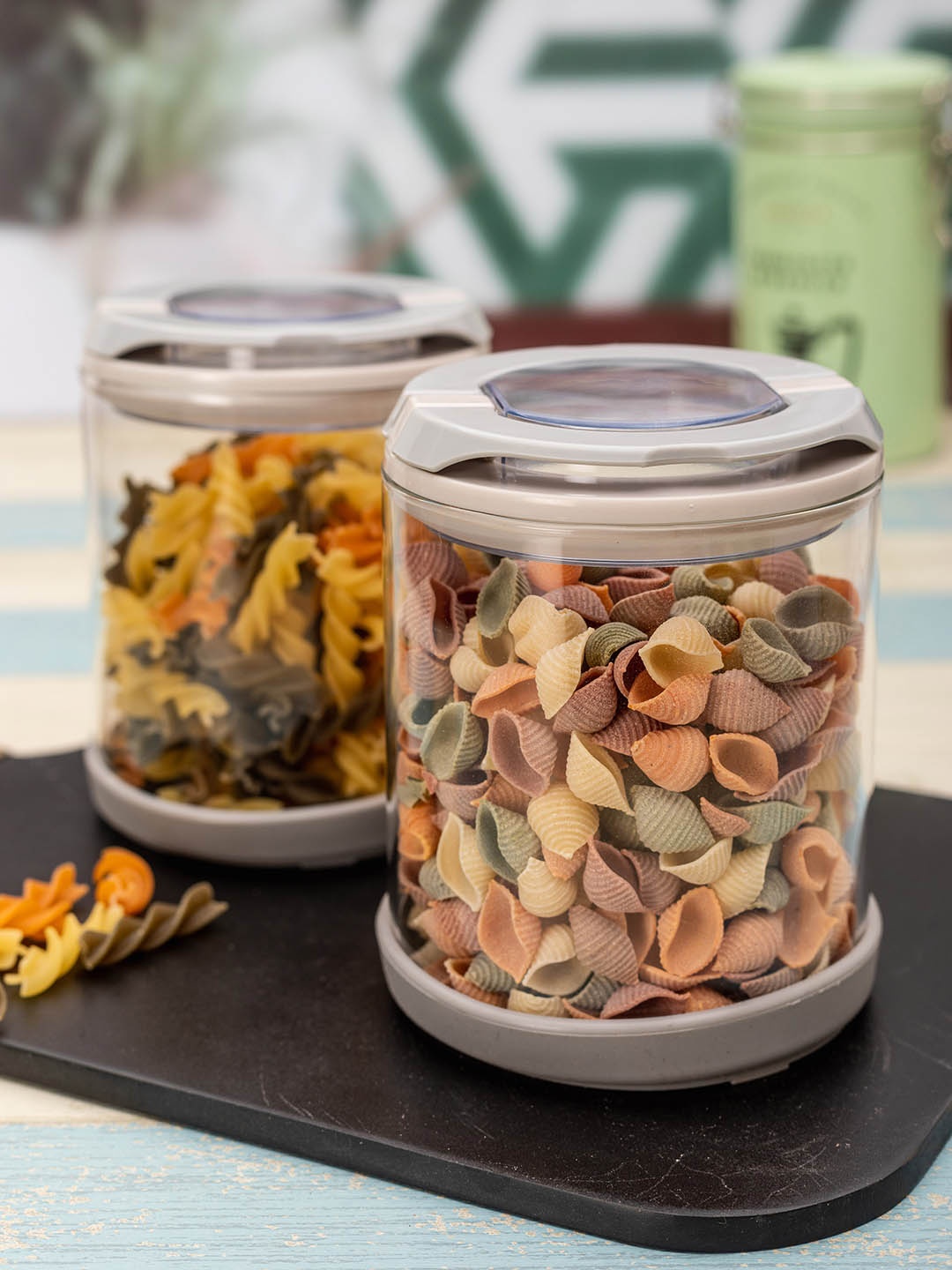 White Gold Set Of 2 Transparent & Grey Flip Lock-Tight Borosilicate Glass Storage Jars
White Gold Set Of 2 Transparent & Grey Flip Lock-Tight Borosilicate Glass Storage Jars
