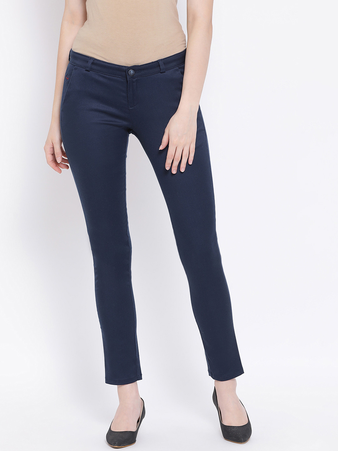 Crimsoune Club Women Blue Slim Fit Solid Anti Fit Trousers
Crimsoune Club Women Blue Slim Fit Solid Anti Fit Trousers