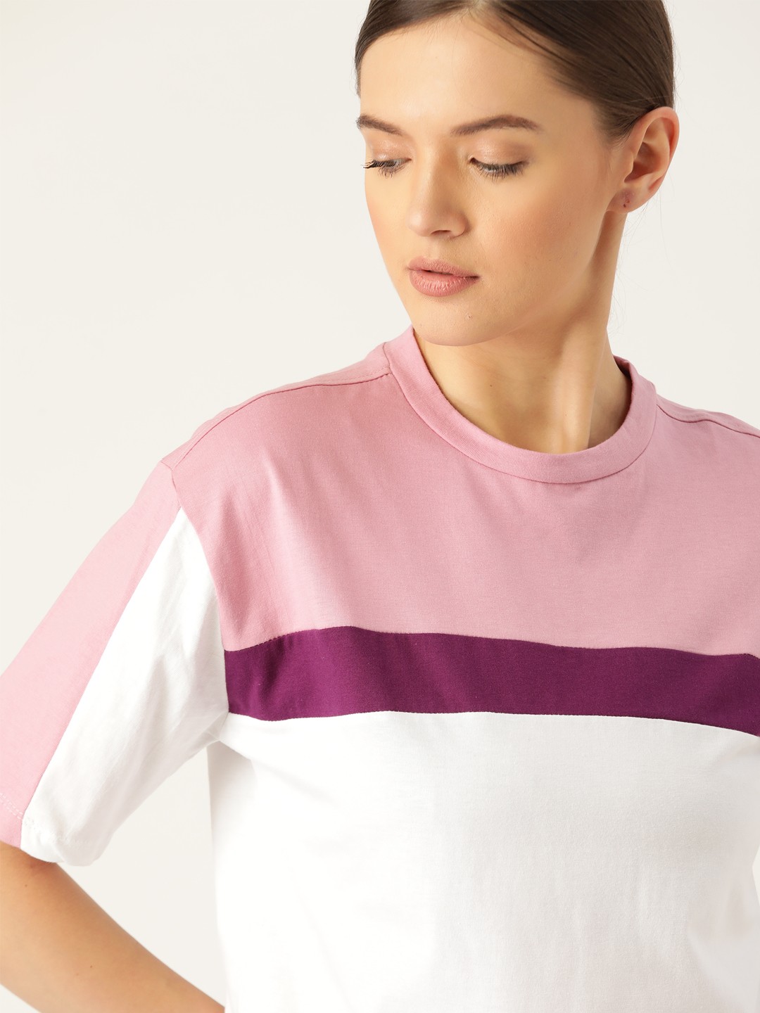 ether Women Pink White Pure Cotton Colourblocked Drop-Shoulder Sleeves Pure Cotton T-shirt
ether Women Pink White Pure Cotton Colourblocked Drop-Shoulder Sleeves Pure Cotton T-shirt