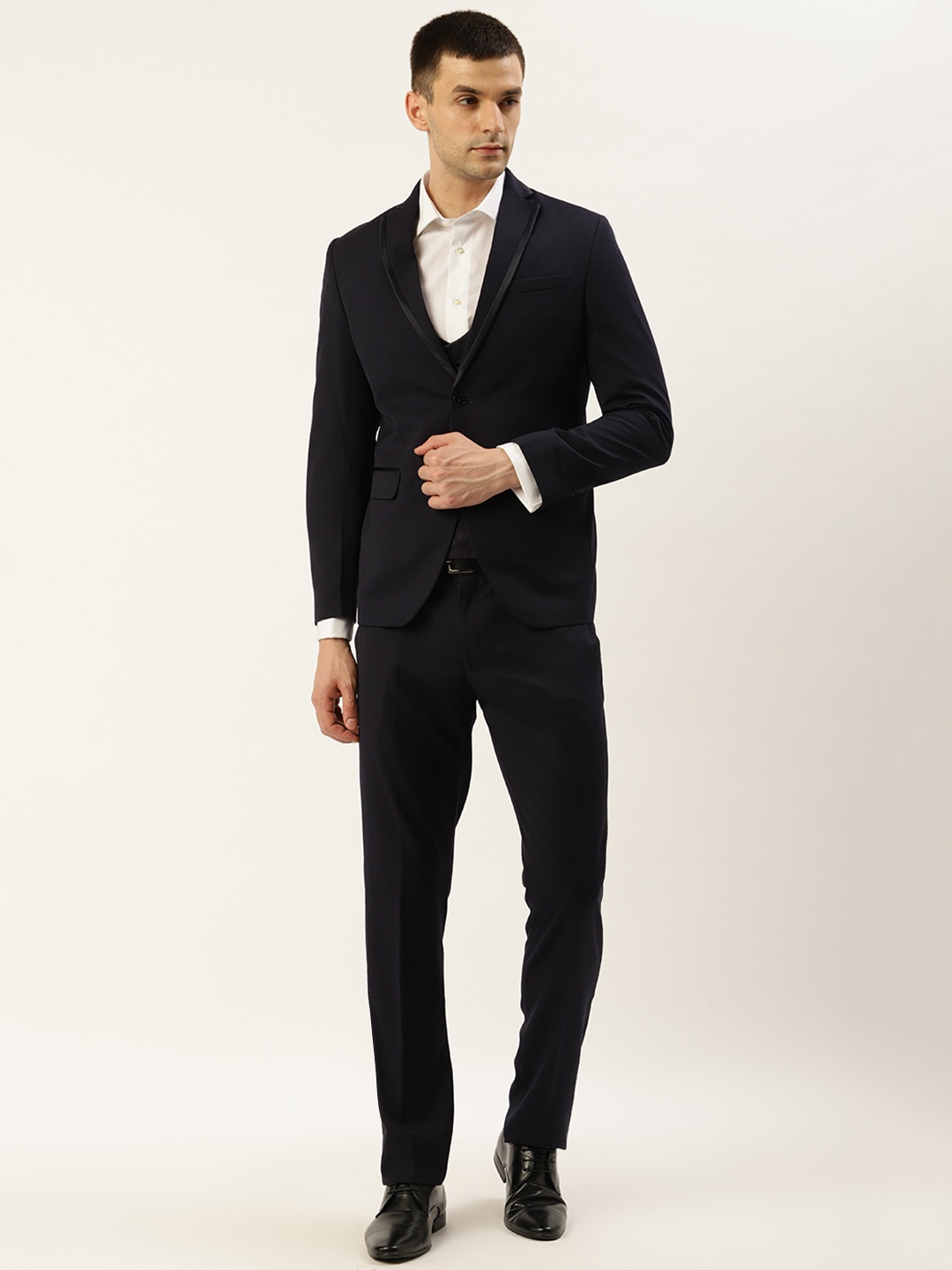 Blackberrys Men Navy Blue Slim Fit Solid Single-Breasted Three-Piece Partywear Tuxedo
Blackberrys Men Navy Blue Slim Fit Solid Single-Breasted Three-Piece Partywear Tuxedo