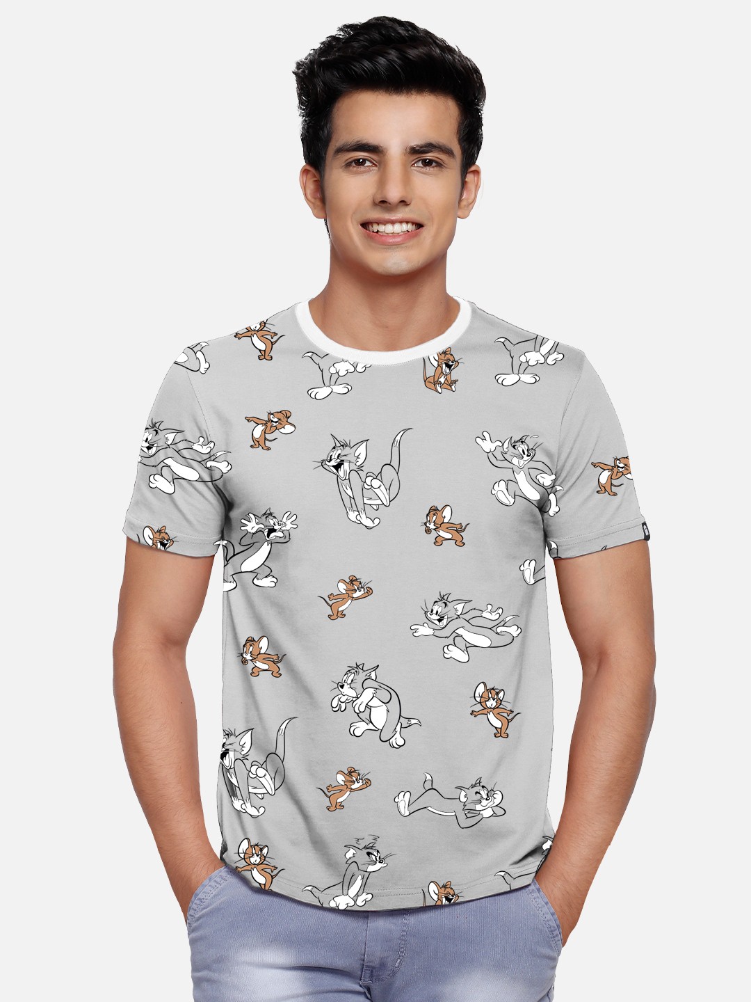 The Souled Store Unisex Grey & Black Tom And Jerry Printed Slim Fit Round Neck T-shirt
The Souled Store Unisex Grey & Black Tom And Jerry Printed Slim Fit Round Neck T-shirt