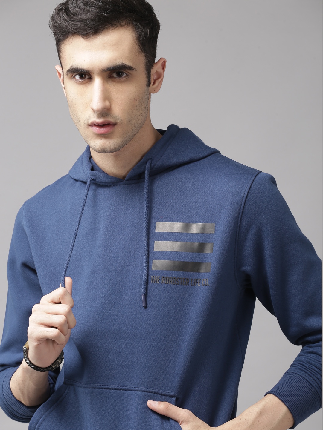 Roadster Men Blue Solid Hooded Sweatshirt