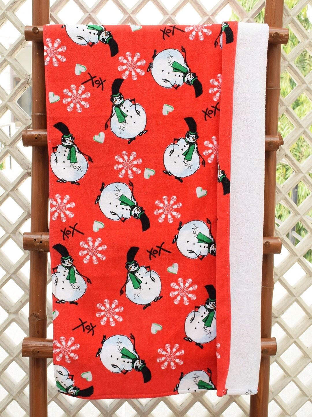 Avira Home Kids Red & White Printed 450 GSM Christmas Snowman Cotton Bath Towel
Avira Home Kids Red & White Printed 450 GSM Christmas Snowman Cotton Bath Towel
