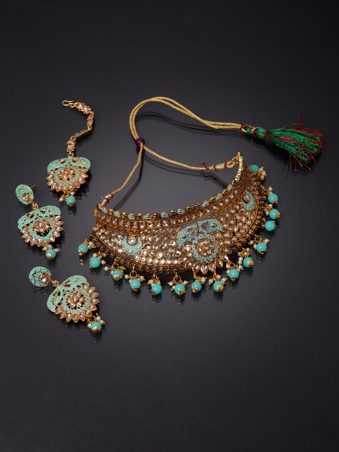 ANIKAS CREATION Gold-Plated Beige & Sea Green Kundan-Studded Enamelled Jewellery Set
ANIKAS CREATION Gold-Plated Beige & Sea Green Kundan-Studded Enamelled Jewellery Set