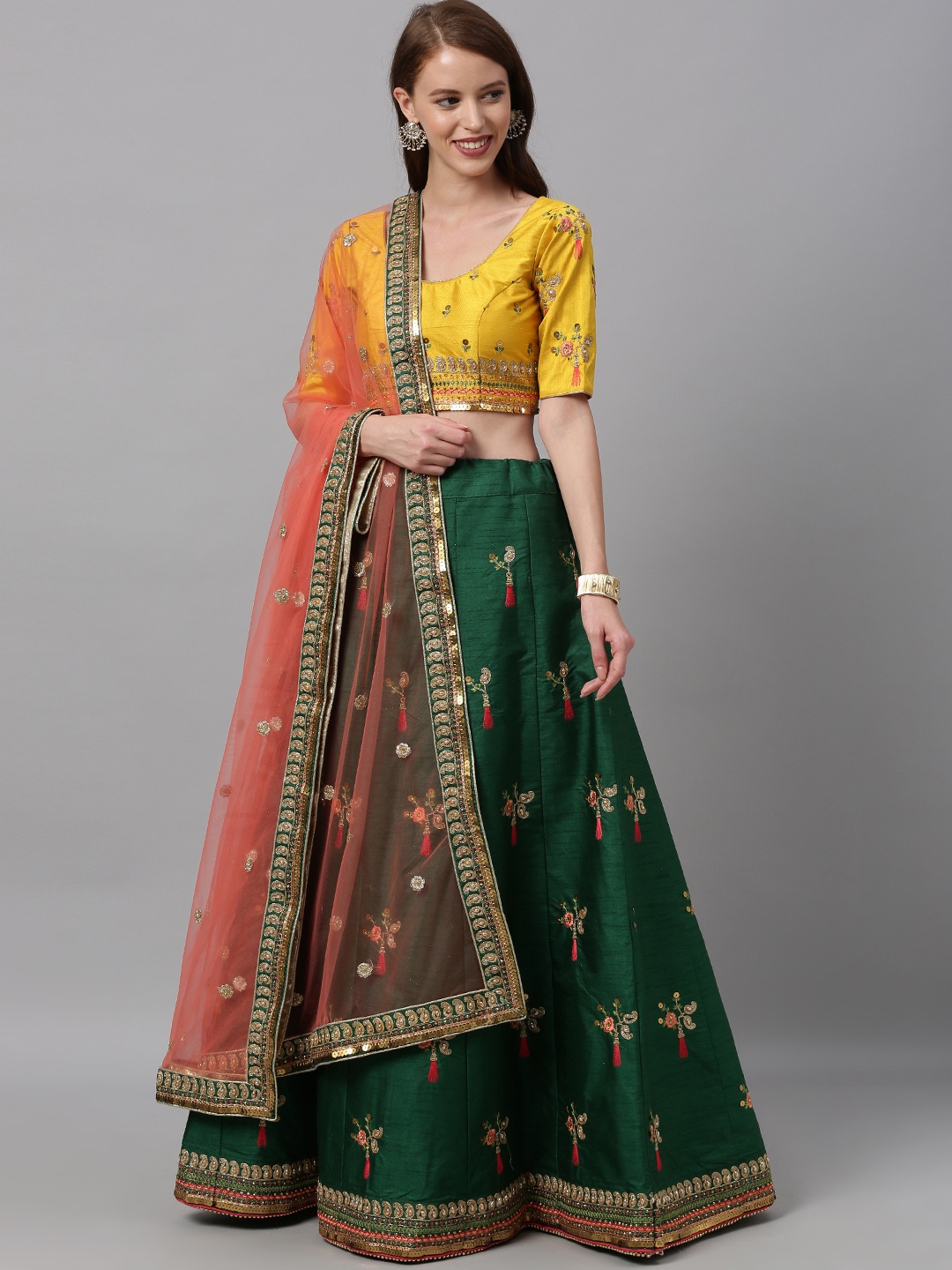 panchhi Green & Yellow Embellished Semi-Stitched Lehenga & Unstitched Blouse with Dupatta
panchhi Green & Yellow Embellished Semi-Stitched Lehenga & Unstitched Blouse with Dupatta