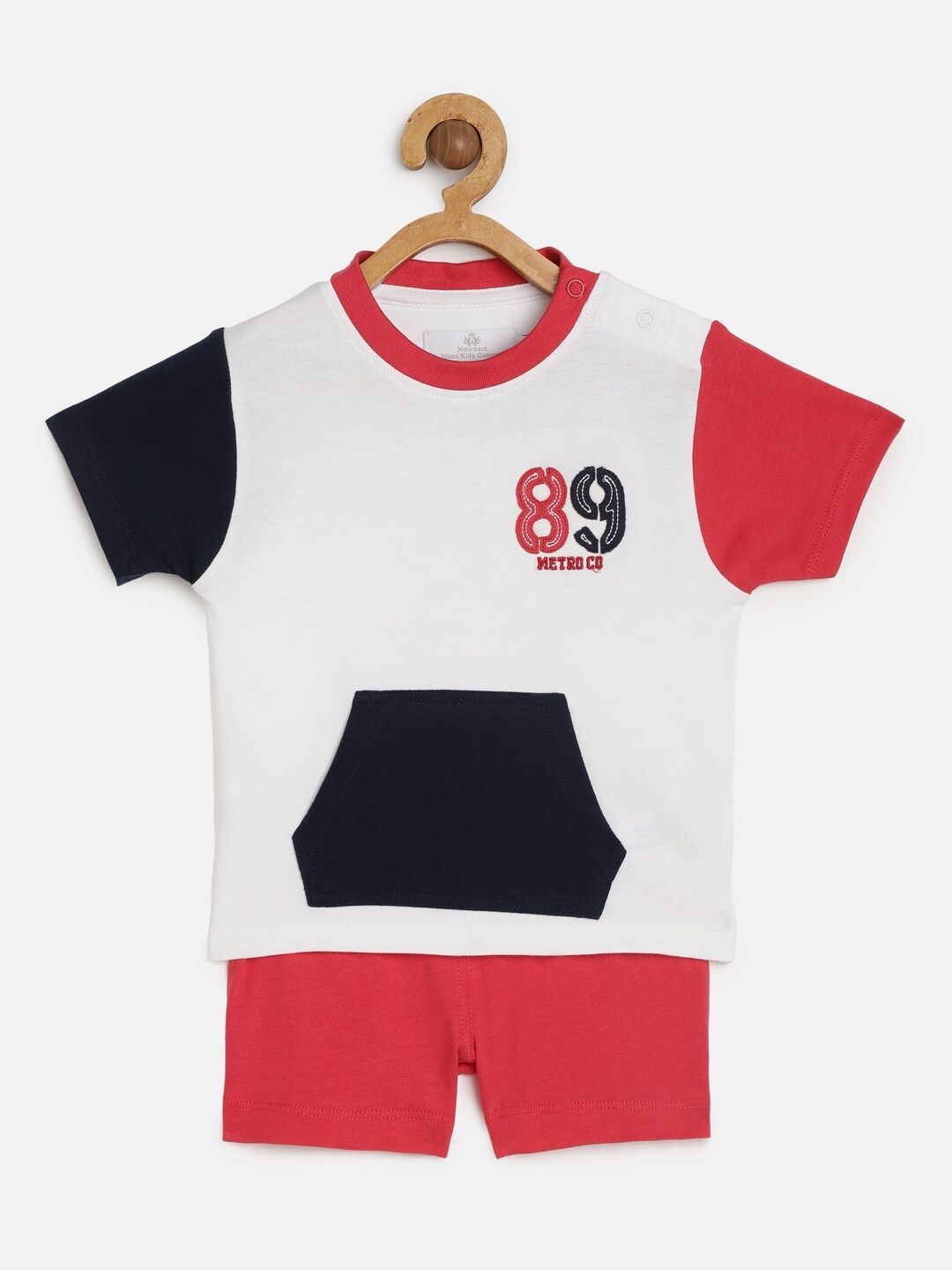METRO KIDS COMPANY Boys White & Navy Blue Organic Cotton Sustainable T-shirt & Shorts
METRO KIDS COMPANY Boys White & Navy Blue Organic Cotton Sustainable T-shirt & Shorts