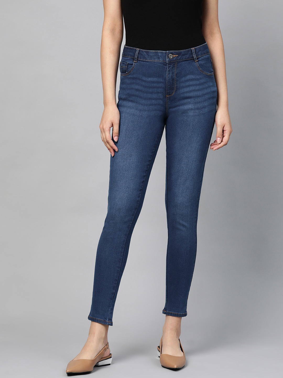 DOROTHY PERKINS Women Navy Blue Statement Skinny Fit Mid-Rise Clean Look Stretchable Jeans
DOROTHY PERKINS Women Navy Blue Statement Skinny Fit Mid-Rise Clean Look Stretchable Jeans